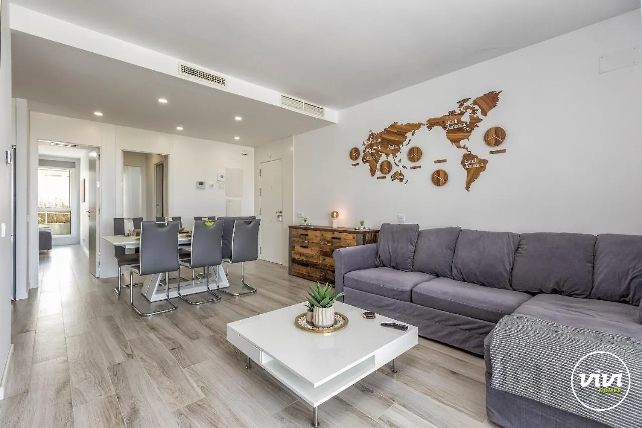 Vivi Homes - Han Pool, Golf & Terrace Estepona Apartment
